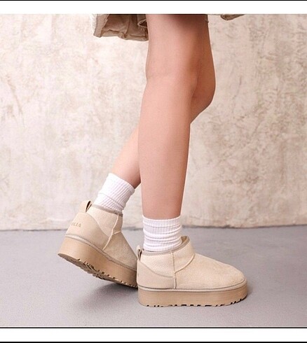 38 Beden Ugg bot