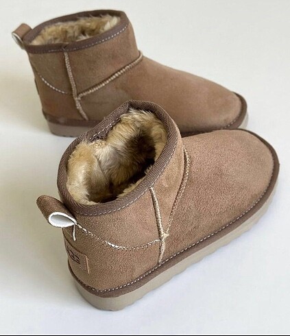 Ugg Ugg bot
