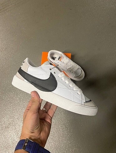 39 Beden siyah Renk Nike blazer ithal