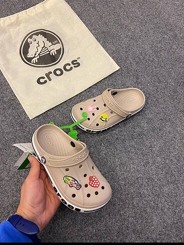34 Beden ten rengi Renk Crocs terlik