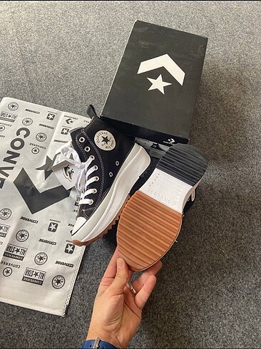 39 Beden siyah Renk Converse Run star