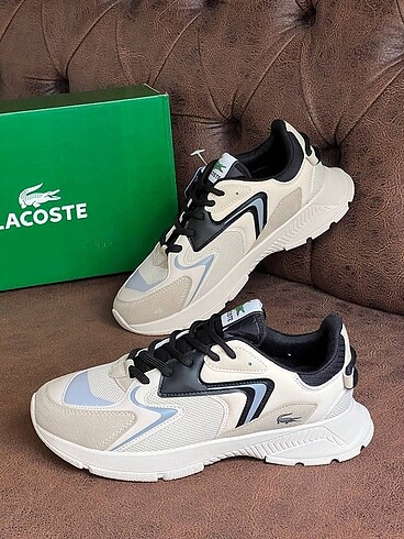 Lacoste sneaker