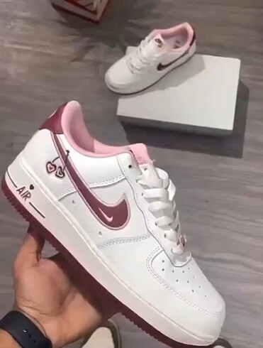 Nike cherry