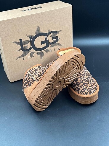 38 Beden Ugg platform leopar