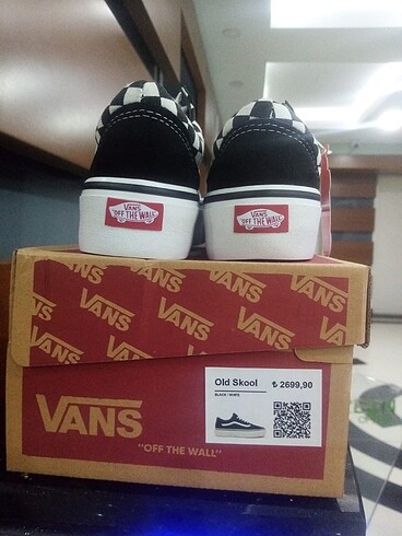 39 Beden beyaz Renk Vans damalı