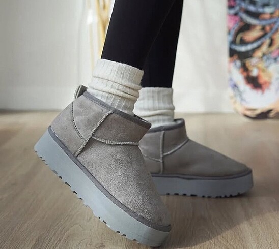 Ugg gri platform