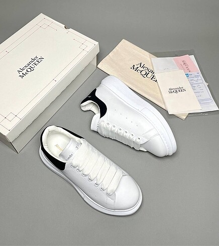 Alexander McQueen Alexander mc Queen