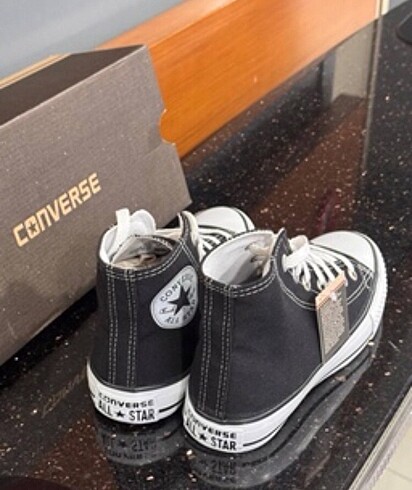 Converse Converse