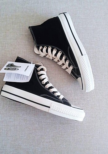 Chuck taylor