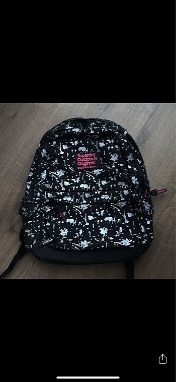 Superdry sırt çantası