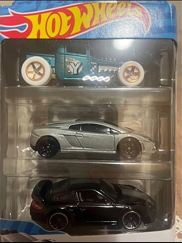HOT WHEELS 3 LÜ SET OYUNCAK ARABA