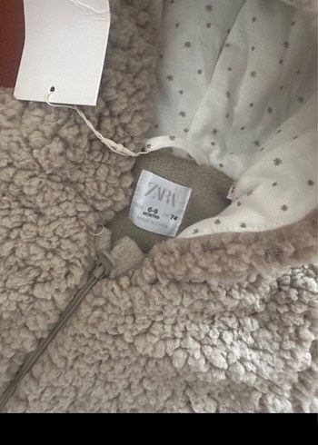 zara Kız Bebek Kapüşonlu Bej Peluş Tulum - Görsel 2