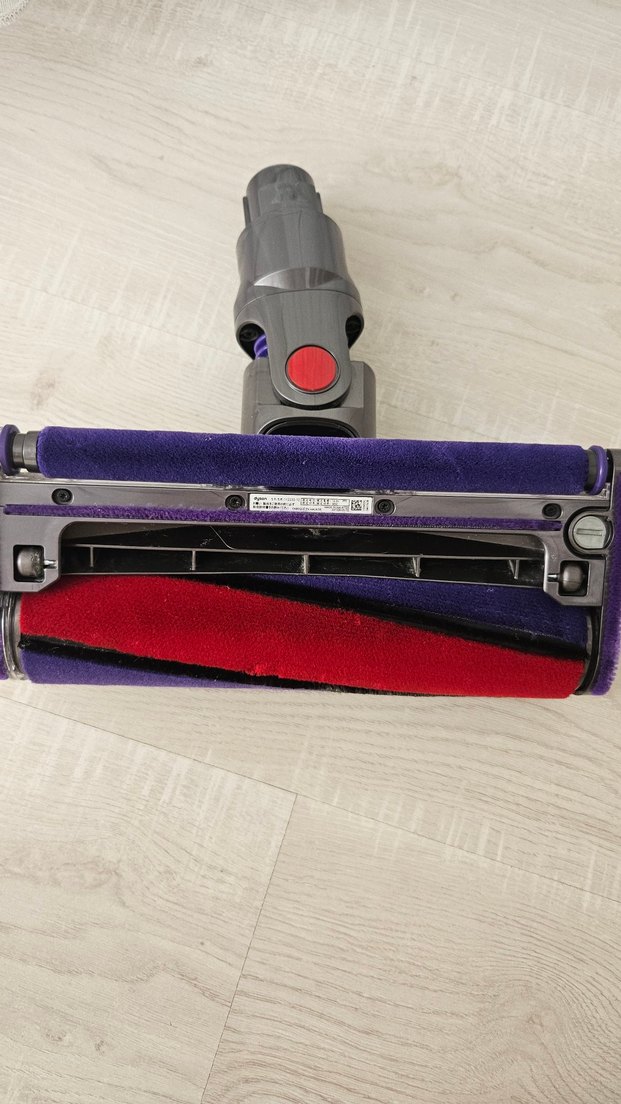 Kırmızı Dyson Elektrikli Süpürge Başlığı - Görsel 2