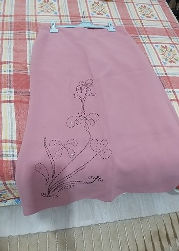 42 Beden Pembe Nakışlı Uzun Kadın Etek boncuk işlemeli 44 beden etek