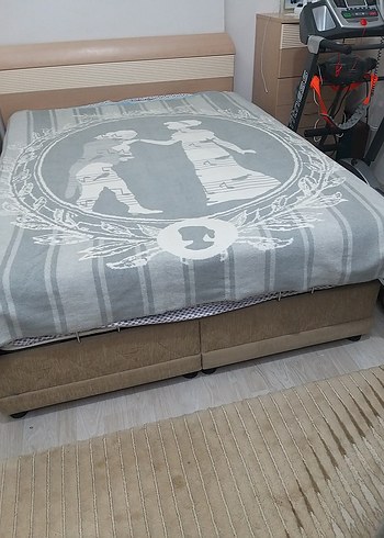 Gri Baskılı Yatak Örtüsü madam coco çift taraflı - Görsel 11