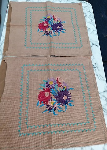 Renkli Çiçek Desenli El İşlemesi 2 adet kırlent kılıfı nostalji - Görsel 2