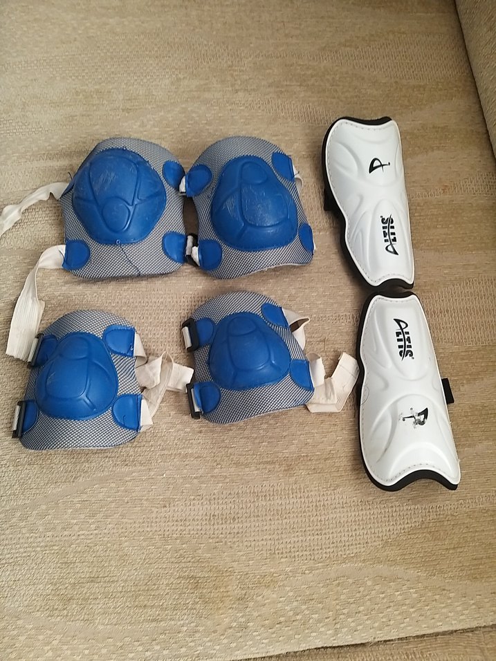 Mavi Plastik Motosiklet Dizlikleri Velcro - Görsel 2