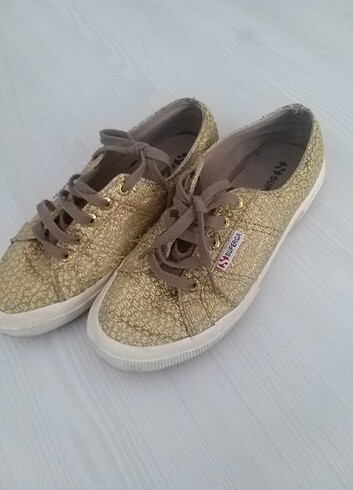 37 Beden altın Renk orjinal superga marka 37 no simli ayakkabı