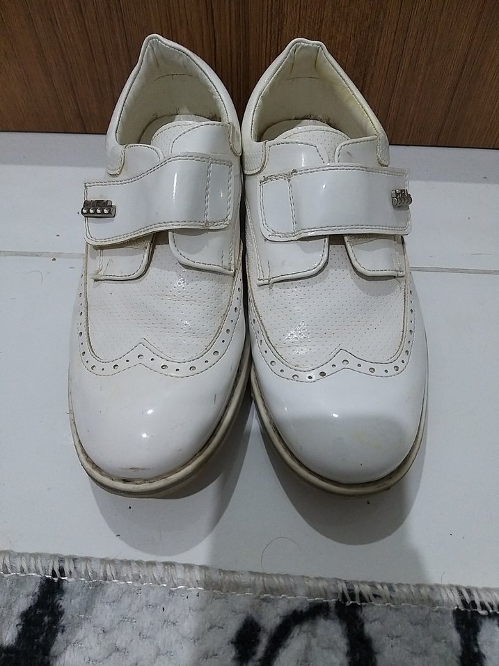 Beyaz Parlak Kemerli Erkek Çocuk Ayakkabısı 35no - Görsel 5