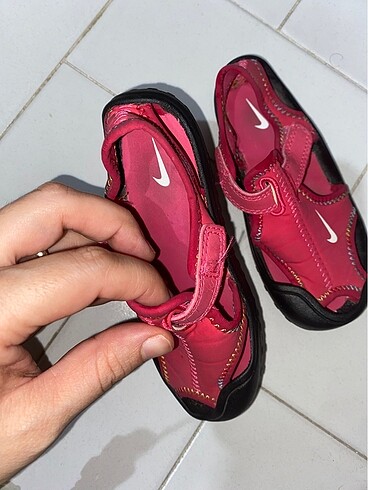 22 Beden Nike sandalet