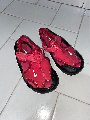 Nike sandalet