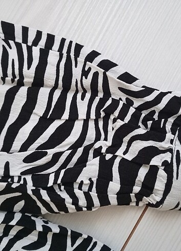 s Beden siyah Renk Zebra desenli bluz 