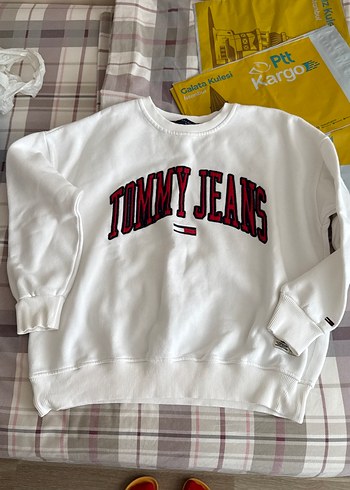 Tommy Jeans Beyaz Uzun Kollu Sweatshirt
