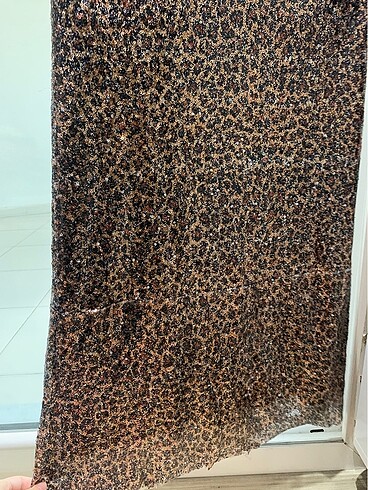 m Beden pullu leoparlı etek