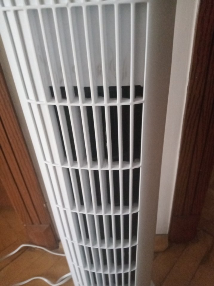 Beyaz Dikey Salınımlı Vantilatör - Görsel 2