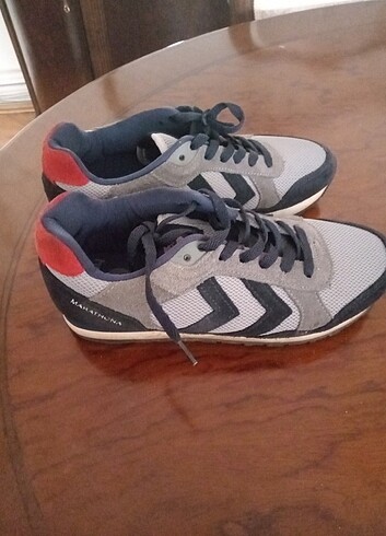 37,5 Beden Hummel