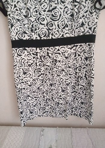 LC Waikiki Dantel Detaylı Kısa Kollu elbise