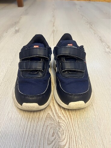 26 Beden Orjinal Adidas Örümcek Adam 26 numara