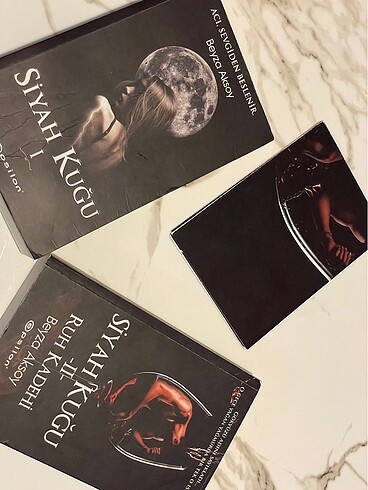 Siyah kuğu Beyza Aksoy