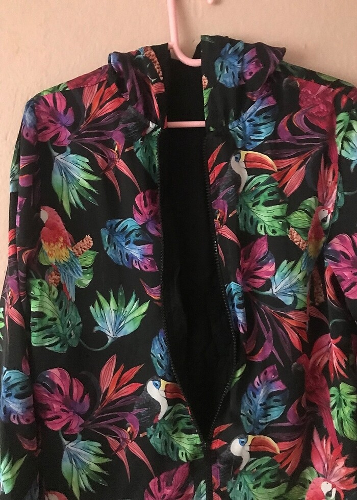 Kapşonlu Ceket - Görsel 2