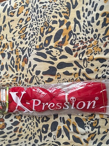 Sentetik Saç - Görsel 2