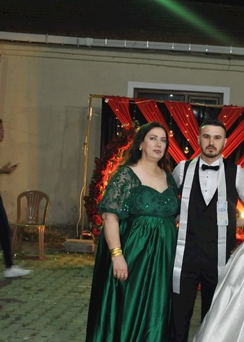 Diğer Uzun Parlak Yeşil Kadın Abiye Elbise