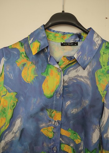 38 Beden Mavi Batik Desenli Mini Uzun Kollu Gömlek