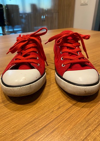 Lacoste Spor Ayakkabı (No:38) - Görsel 5