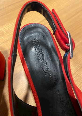 Kırmızı Süet Tokalı Kadın Topuklu Ayakkabı (No:38) - Görsel 6