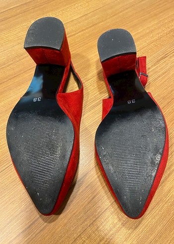 Kırmızı Süet Tokalı Kadın Topuklu Ayakkabı (No:38) - Görsel 16