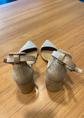 Bej Süet Topuklu Kadın Ayakkabı (No:38) - Görsel 7