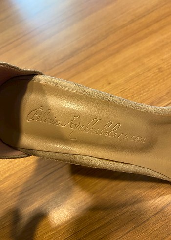 Bej Süet Topuklu Kadın Ayakkabı (No:38) - Görsel 3