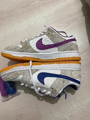 39 Beden çeşitli Renk Nike Dunk A Kalite