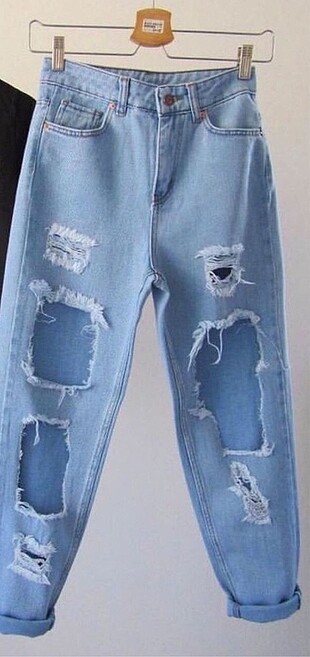Yırtık jean