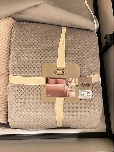 Linens Linens yatak örtüsü