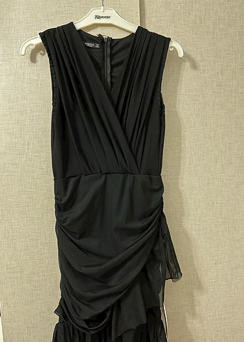 Siyah tül detaylı elbise - Görsel 3