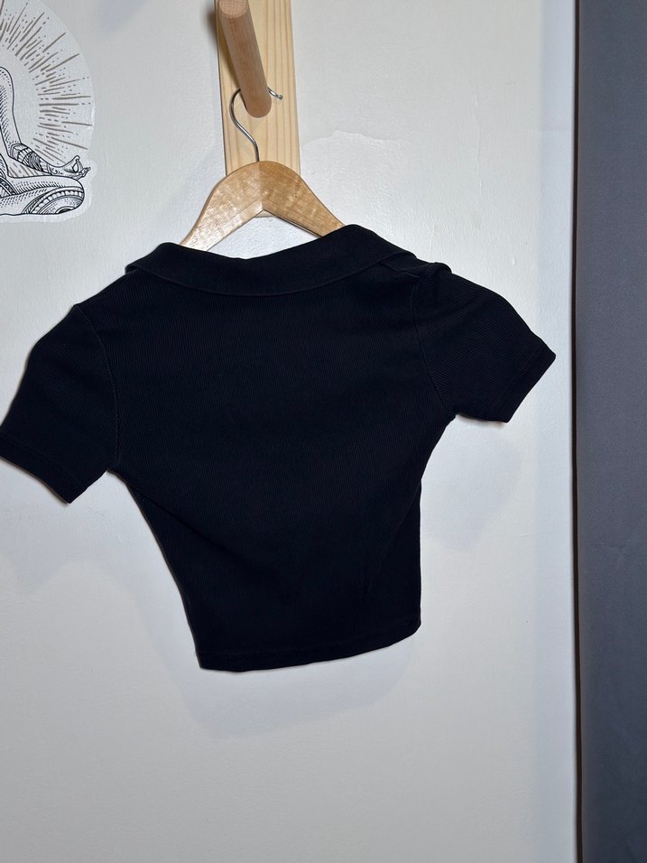 Kadın Siyah V Yaka crop - Görsel 2