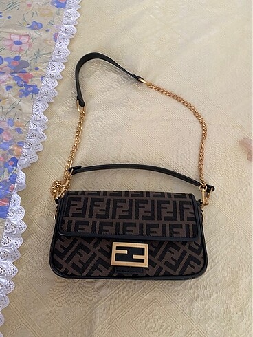 Fendi çanta