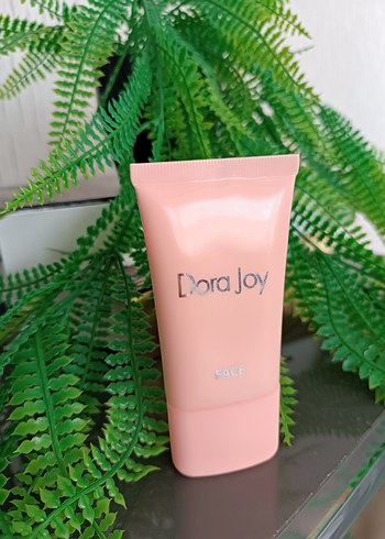 Dora Joy Pembe BB Krem
