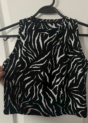 Trendyol & Milla Zebra Desenli Siyah Crop Top